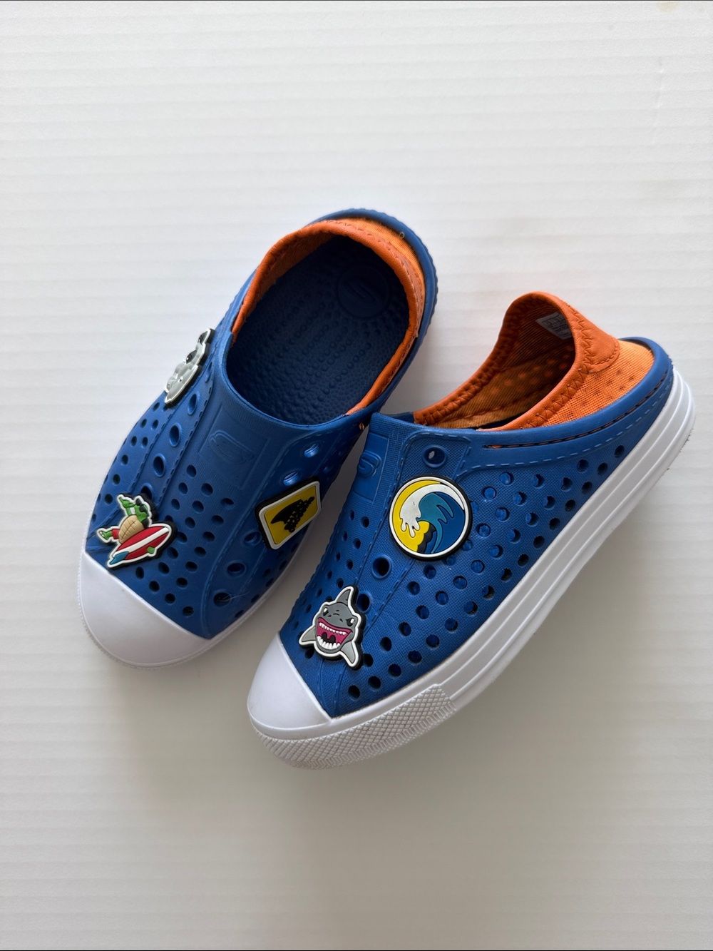 Skechers Blue Slip-On Water Clogs with Orange Lining kids size 13